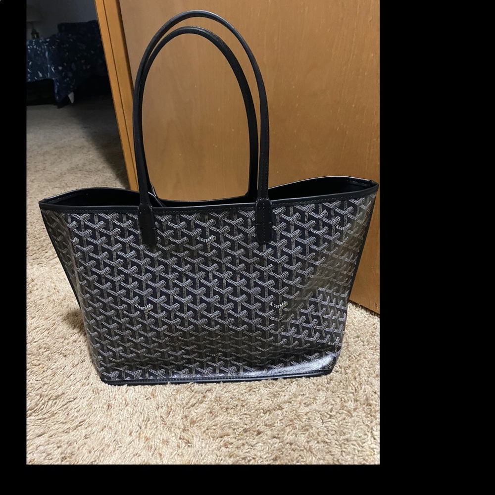 Goyard tote